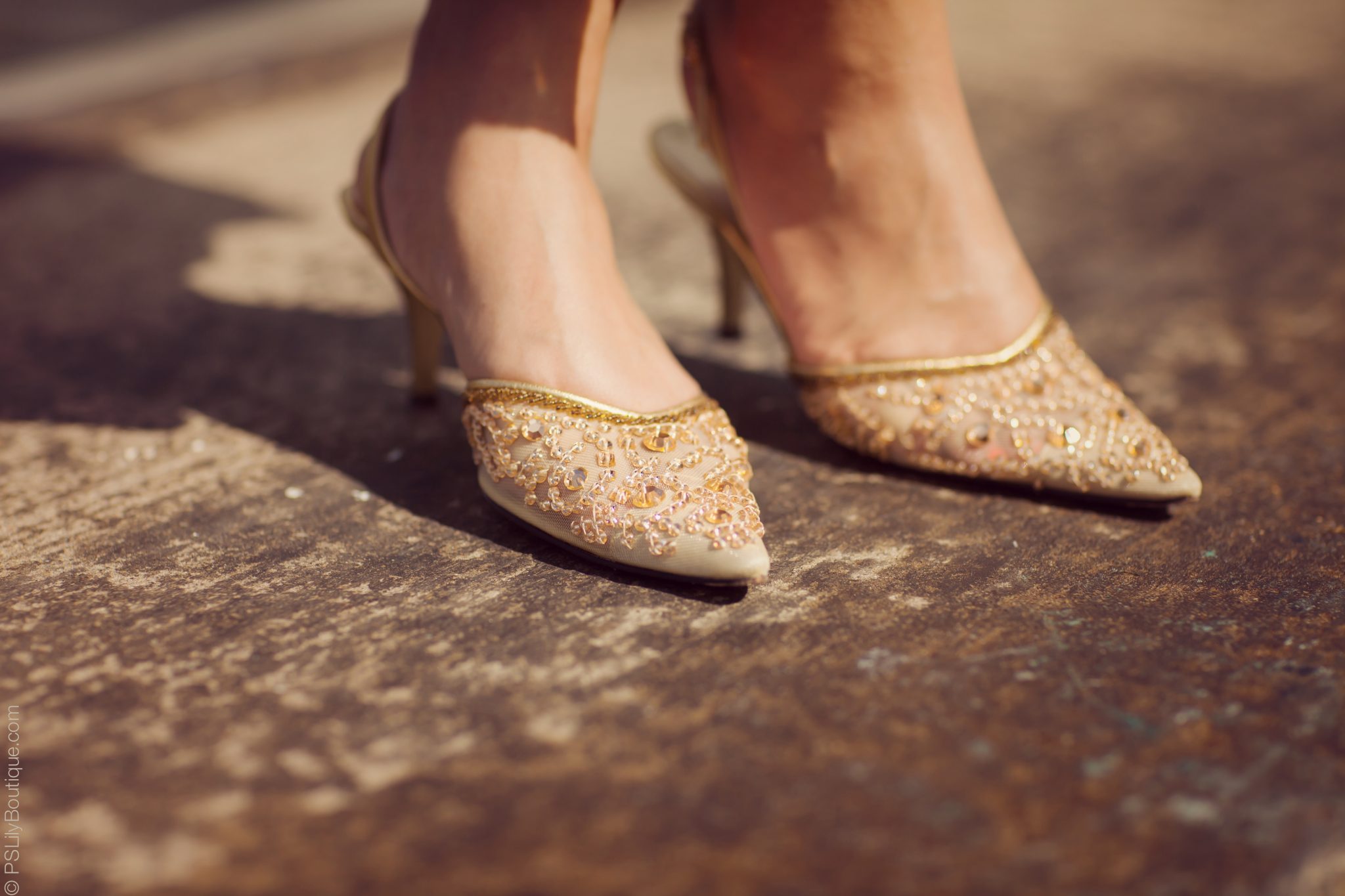 instagram-pslilyboutique-fashion-blogger-gold-embellished-nina-heels