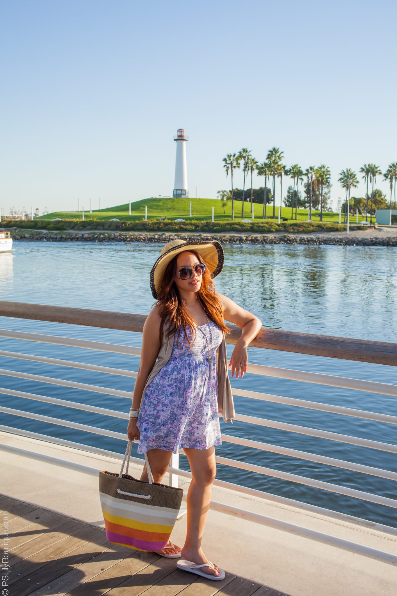 instagram-pslilyboutique-los-angeles-blogger-long-beach-lighthouse-water-palm-trees-style-blogger-ootd-casual-weekend-10-10-15
