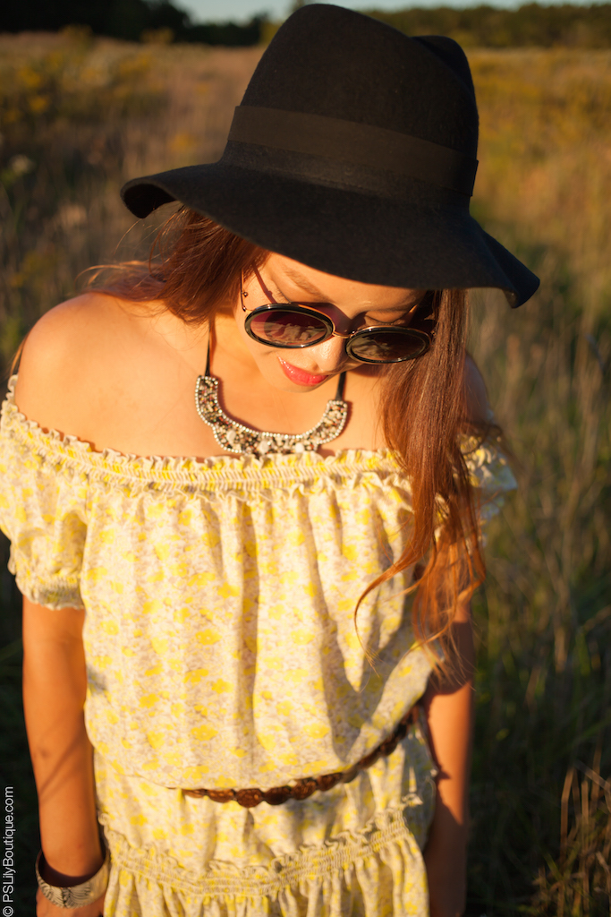 instagram-pslilyboutique-la-fashion-blogger-top-fashion-bloggers-best-black-jacklucy-floppy-wool-hat-nordstrom-bib-necklace-9-28-16