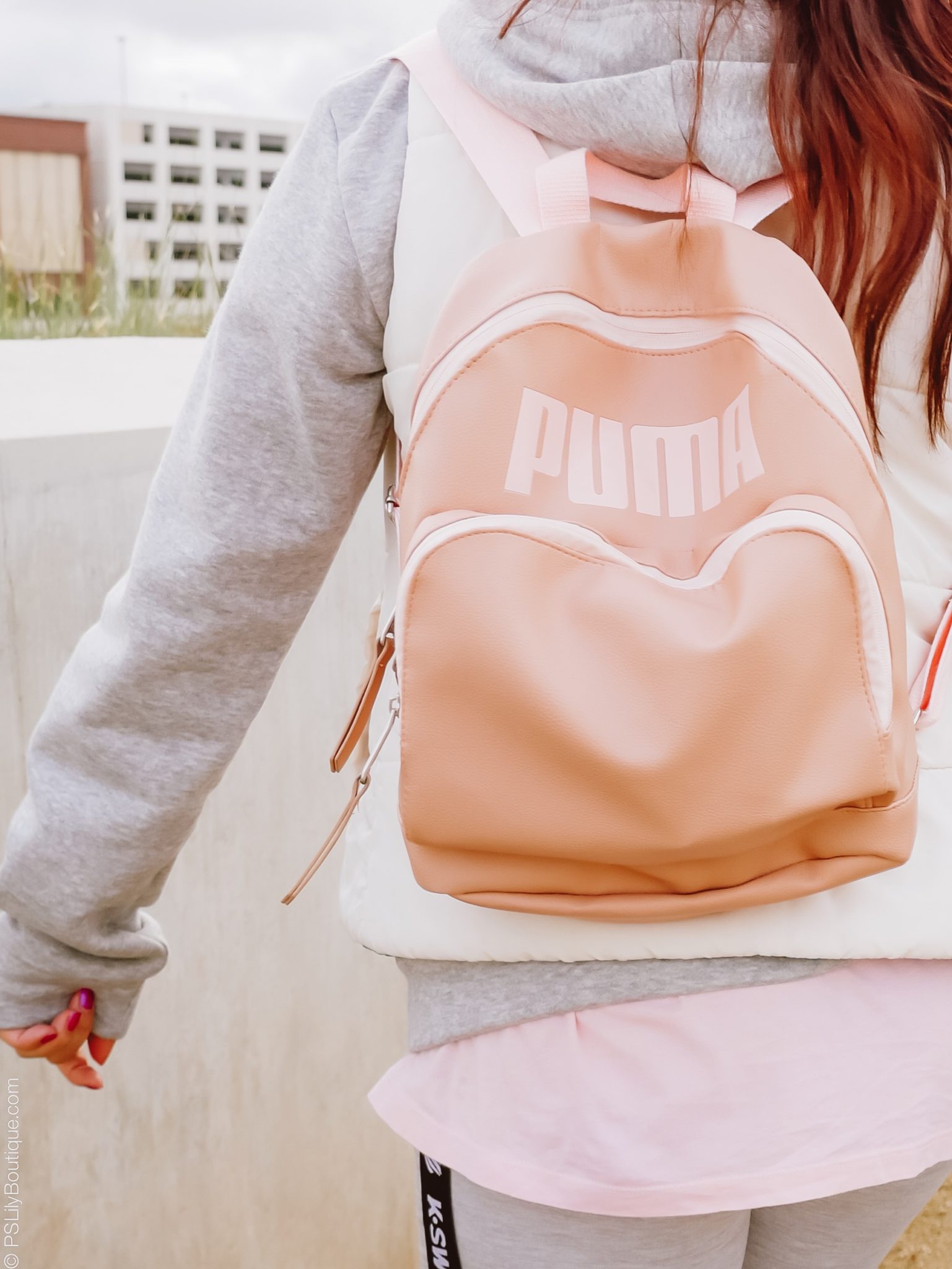 instagram-pslilyboutique-pinterest-ready-go-pink-nails-pink-puma-Evercat-Royale-Backpack-Echo_Park-27