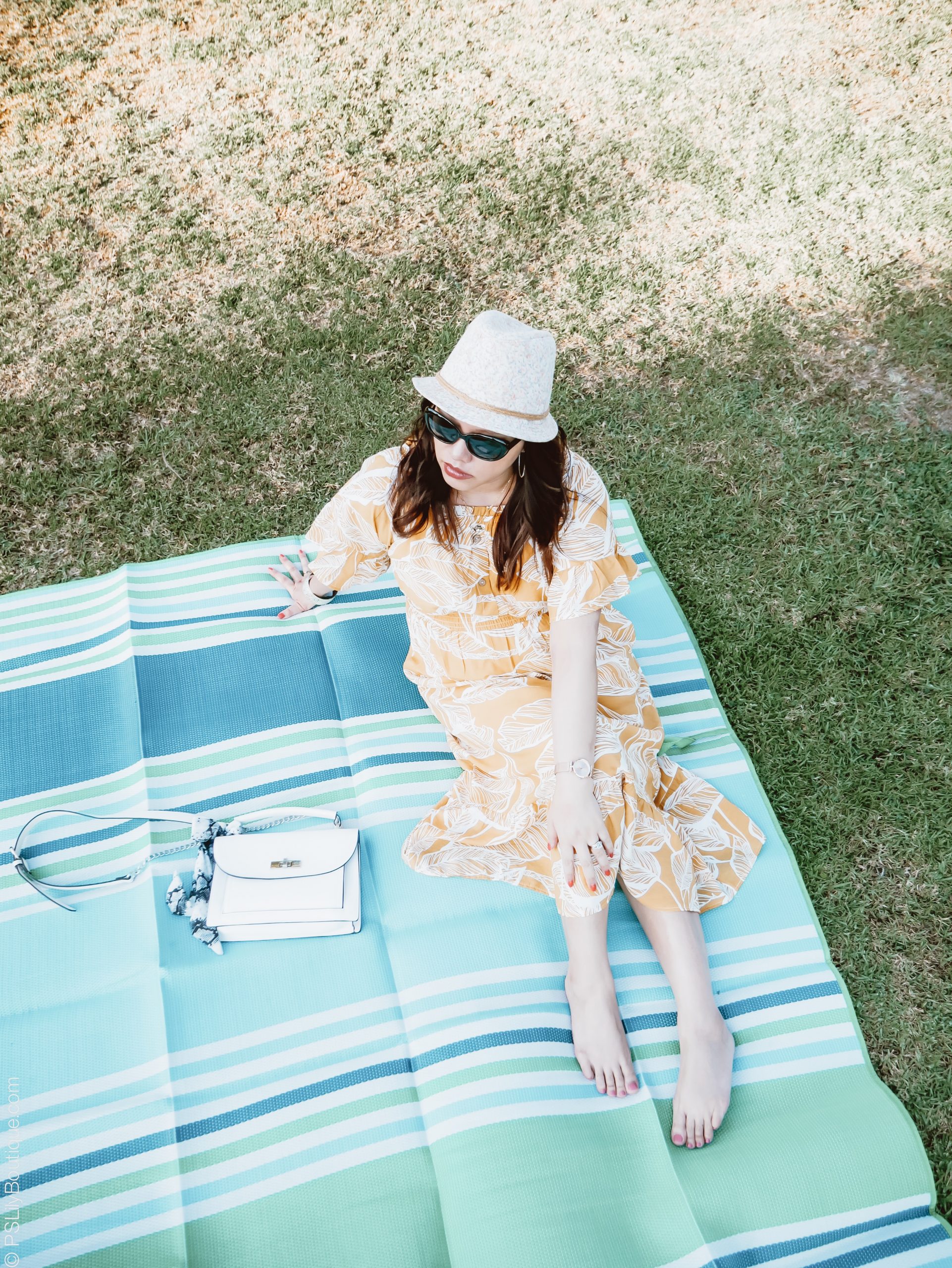 PSLily-Boutique-pinterest-los-angeles-fashion-blogger-target-turquoise-stripe--beach-mat_Yellow_Dress-13