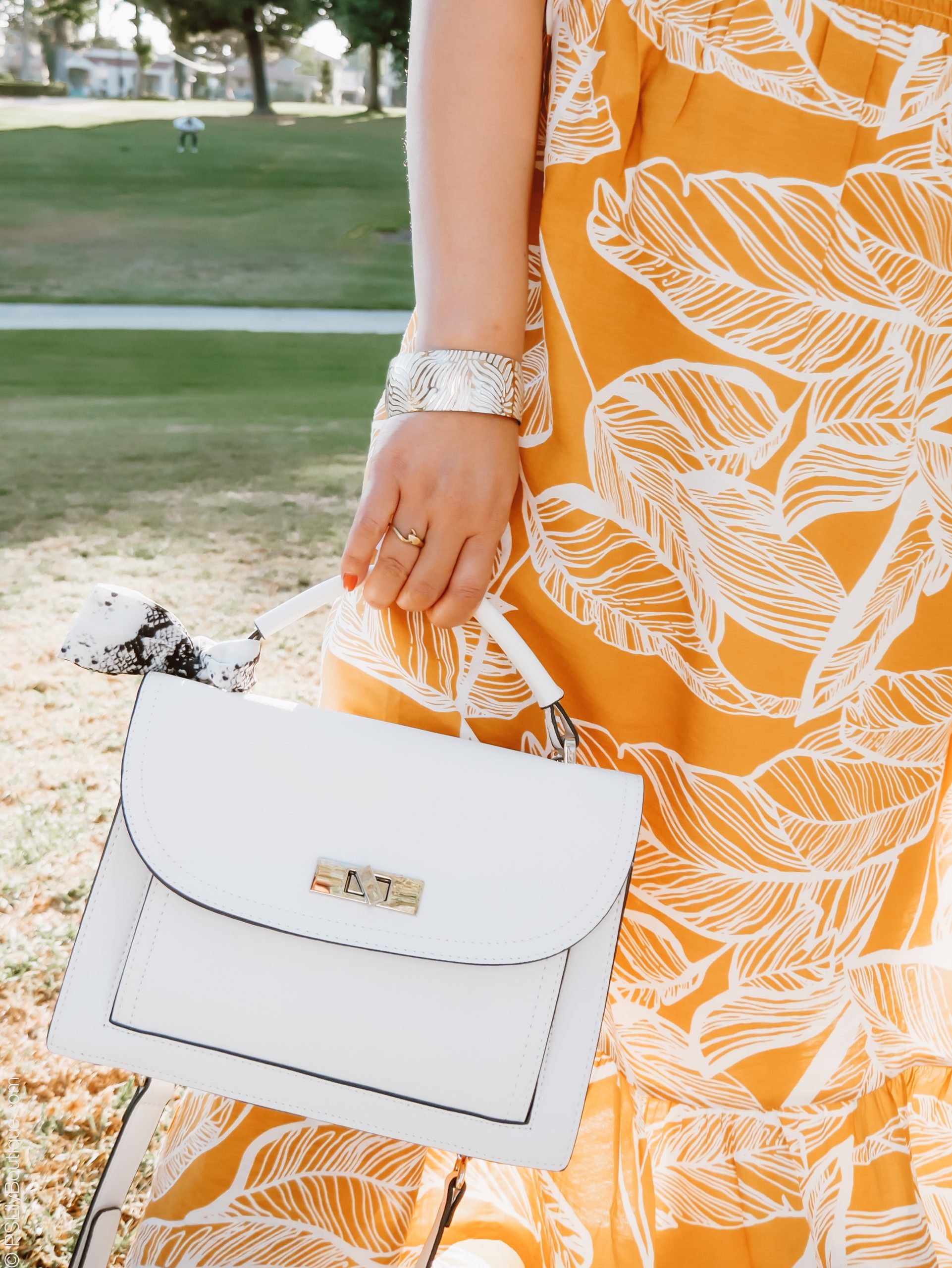 instagram-@PSLily-Boutique-white-steve-madden-bag-Yellow-willow-Dress-michelle-chang-jewelry-snake-tail-ring-sapphire-summer-2019-outfit-ideas-8-13-19-2