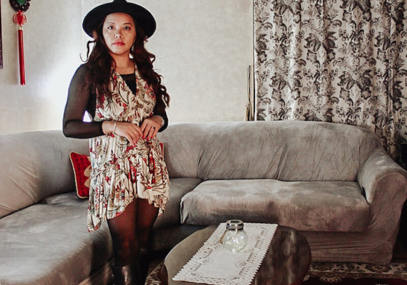 pslilyboutique-on-instagram-fashion-blog-free-people-beige-floral-mini-dress-born-black-living-room-coffee-table-home-pottery-barn-curtains-fashion-runway-style-fall-fashion-2023