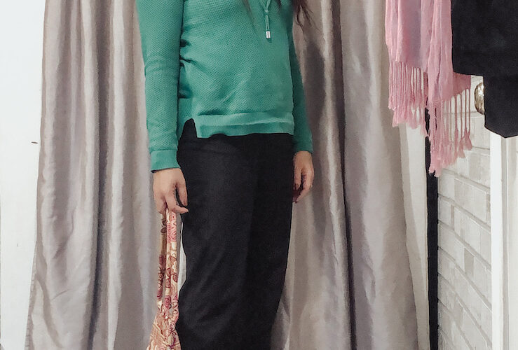 pslilyboutique-on-instagram-pinterest-michael-kors-green-sweater-express-black-pants-calvin-klein-black-heels-vera-bradley-yellow-bag-winter-2024-outfit-ideas-holiday-luxury-fashion-style-IMG_7286