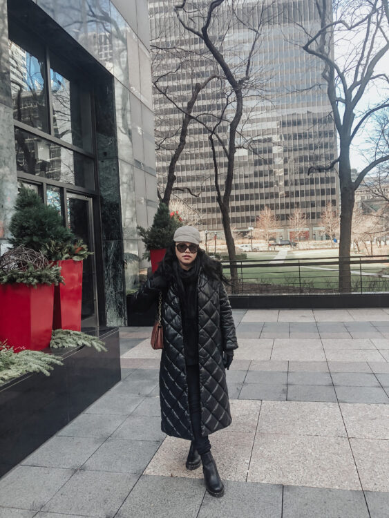 pslilyboutique-on-instagram-pinterest-black-stand-studio-dorothea-quilted-coat-winter-2024-outfit-ideas-chicago-downtown-gucci-sunglasses