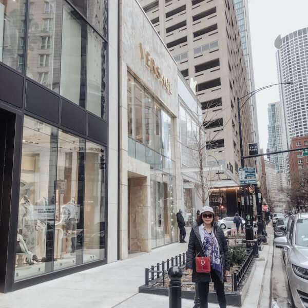 pslilyboutique-on-instagram-pinterest-versace-brunellocucinelli-runway-chanel-sunglasses-vera-wang-blue-top-black-merrell-boots-red-brighton-bag-spring-2025-outfit-ideas-dior-chicago-IMG_5634