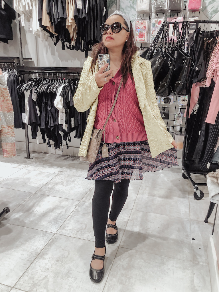 akira-yellow-brocade-blazer-IMG_7862