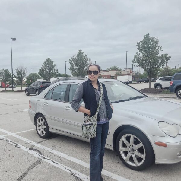 pslilyboutique-on-instagram-pinterest-gucci-sunglasses-vera-bradley-green-bag-ann-taylor-blue-top-silver-mercedes-benz-kompressor-c320-luxury-style-IMG_0062