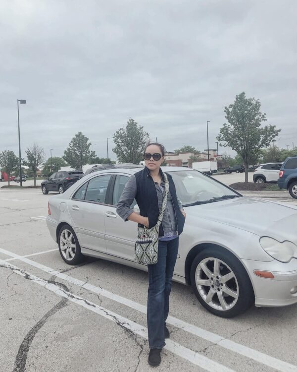 pslilyboutique-on-instagram-pinterest-gucci-sunglasses-vera-bradley-green-bag-ann-taylor-blue-top-silver-mercedes-benz-kompressor-c320-luxury-style-IMG_0062
